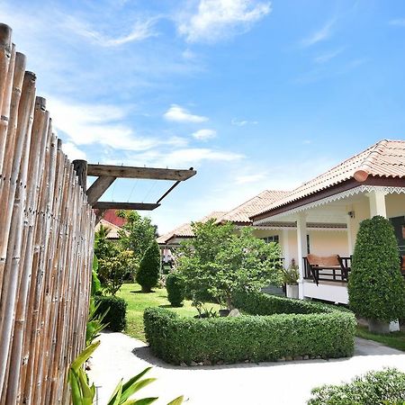 Baan Opun Garden Resort Hua Hin Exterior foto