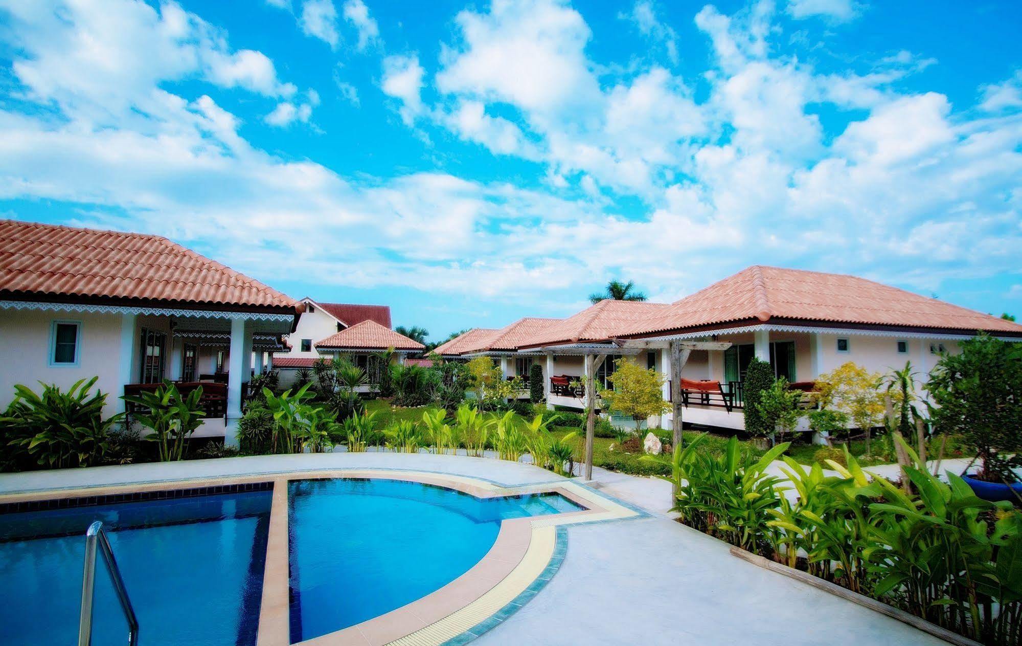 Baan Opun Garden Resort Hua Hin Exterior foto